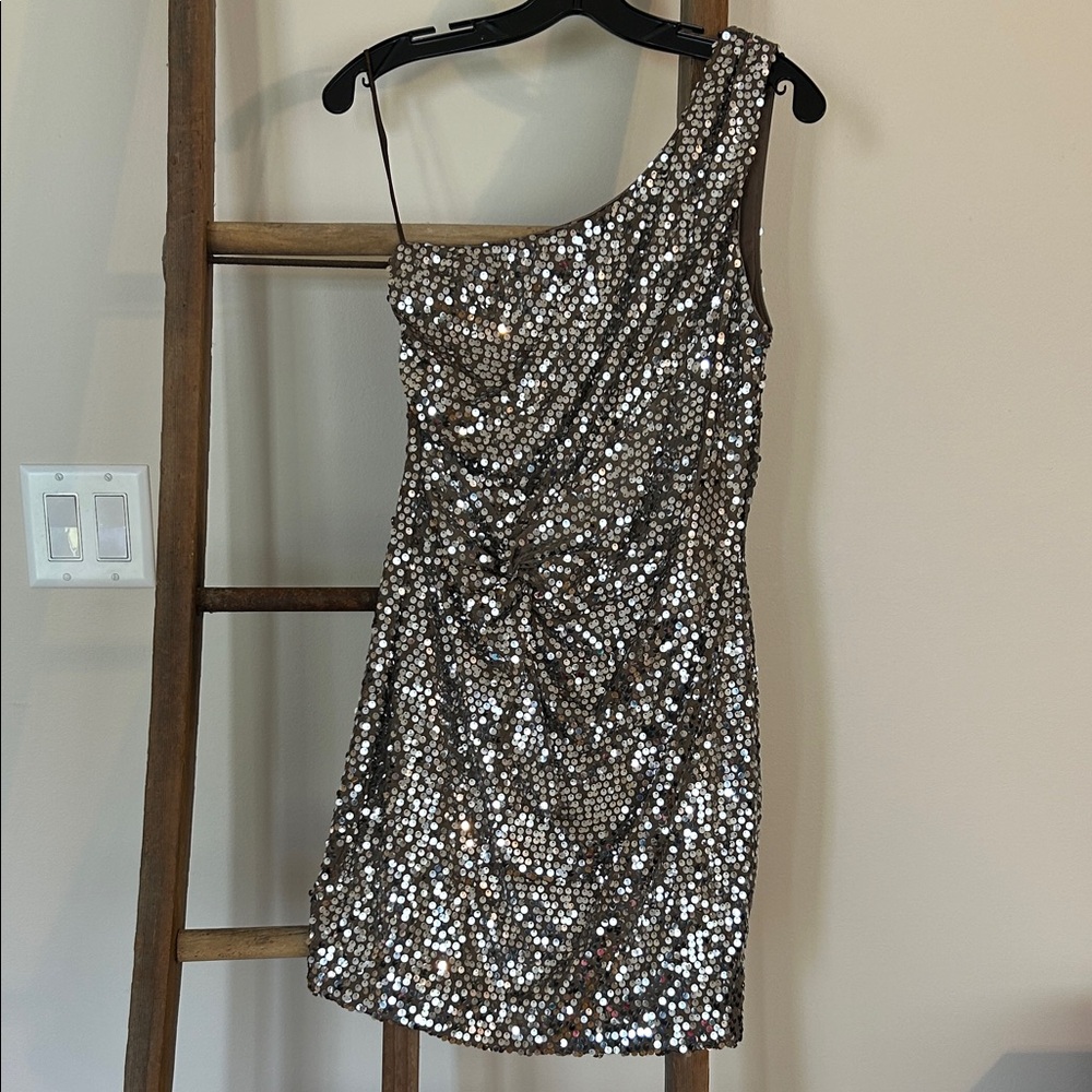 Sequin One-Shoulder Mini Dress - Silver